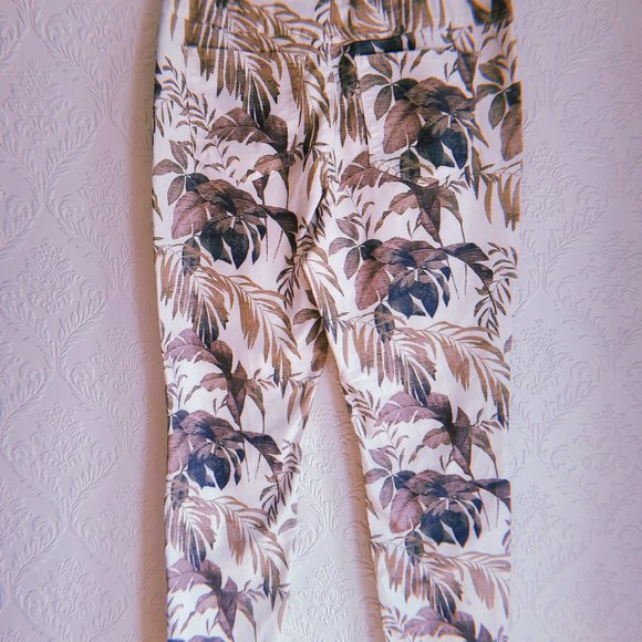 SOLD - Tribal Printed Jeans - Picture 4 of 6